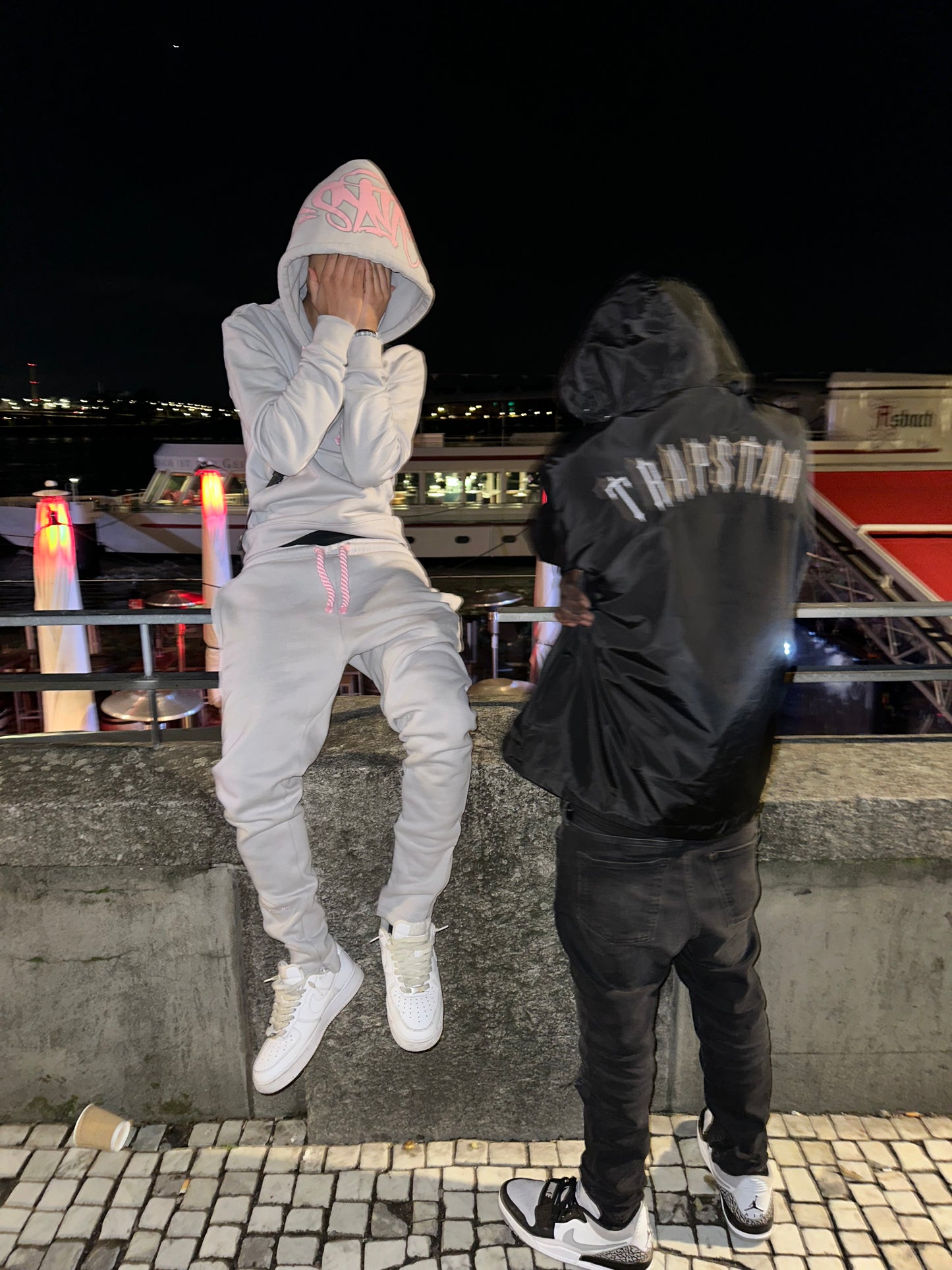 SYNA WORLD TRACKSUIT - grey / pink