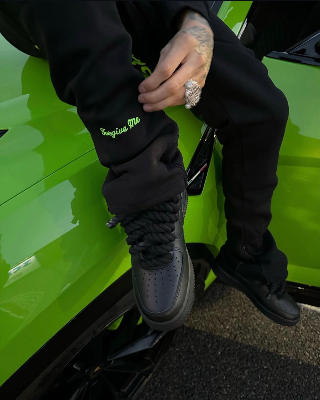 SYNA WORLD TRACKSUIT - black / green