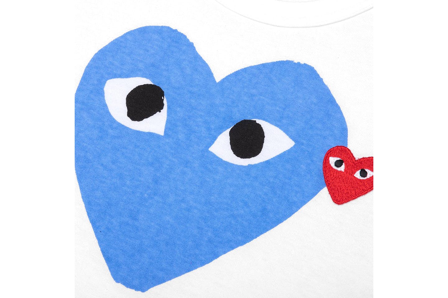Comme des Garcons PLAY Play Red Emblem Heart T-shirt
White/Blue