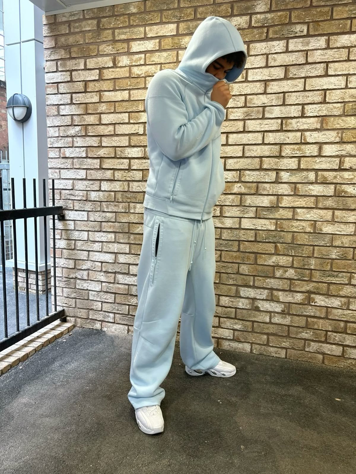 Nike x NOCTA Tech Fleece Hoodie & Joggers Set
Cobalt Blue/Tint