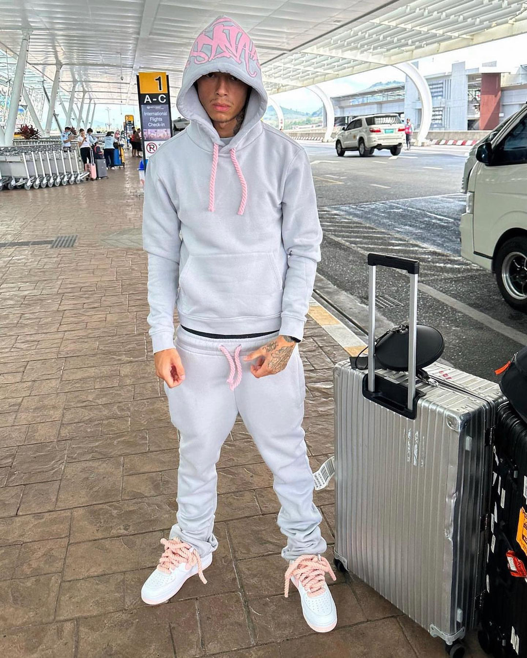 SYNA WORLD TRACKSUIT - grey / pink