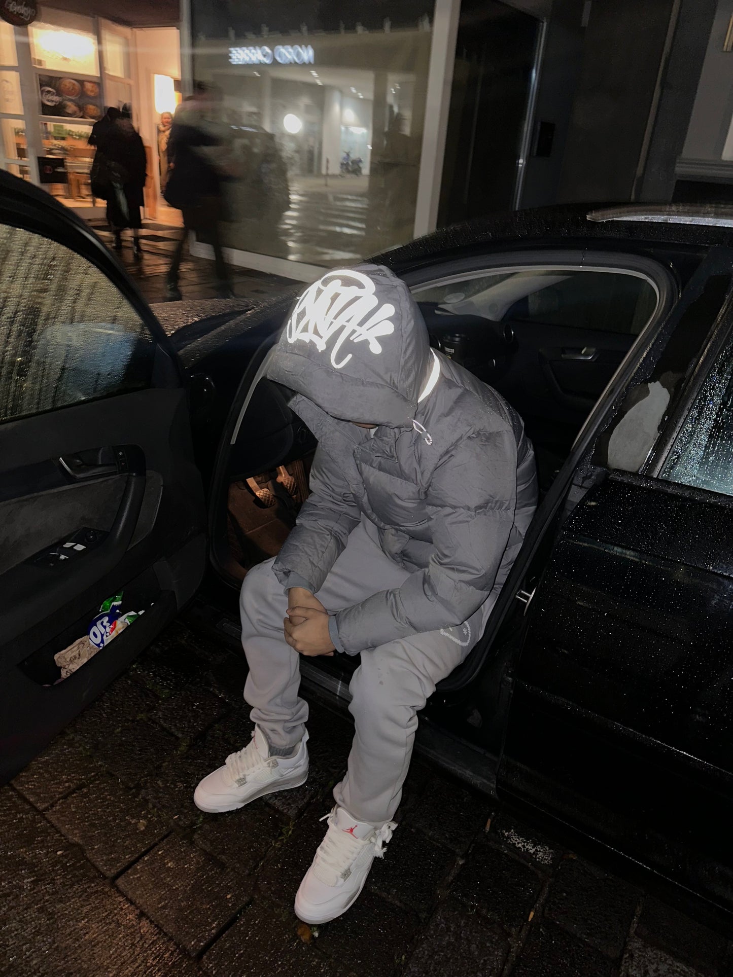 Syna Down Puffer Coat
Grey
