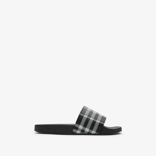 Sandals check