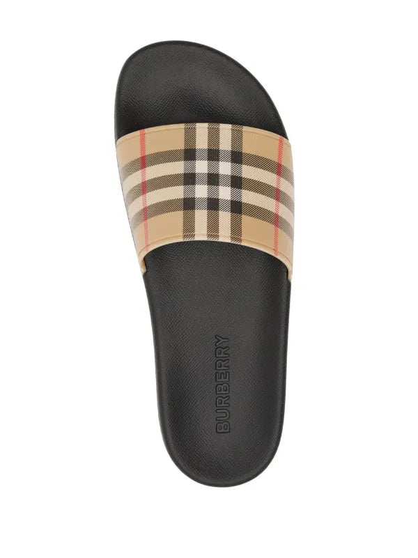 Burberry
Vintage Check slides